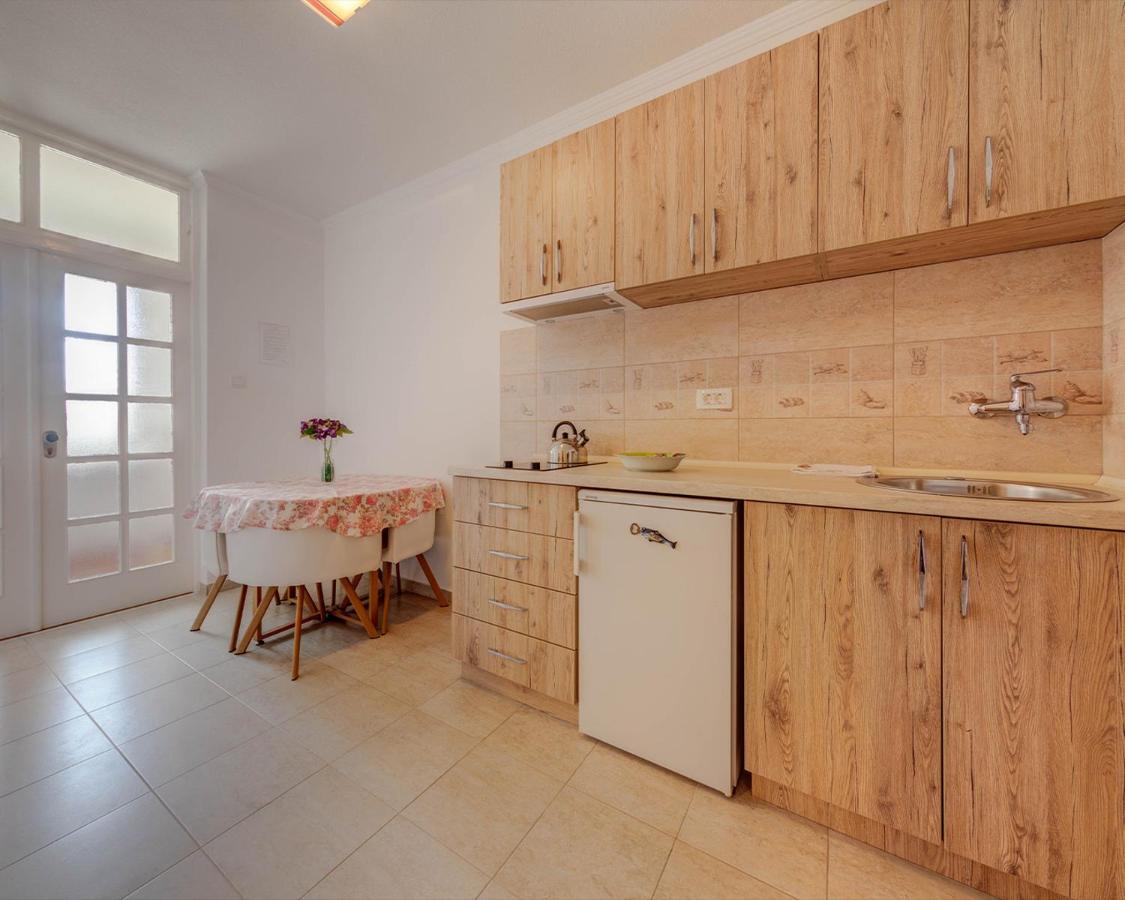 Disney Apartments Budva Exterior foto