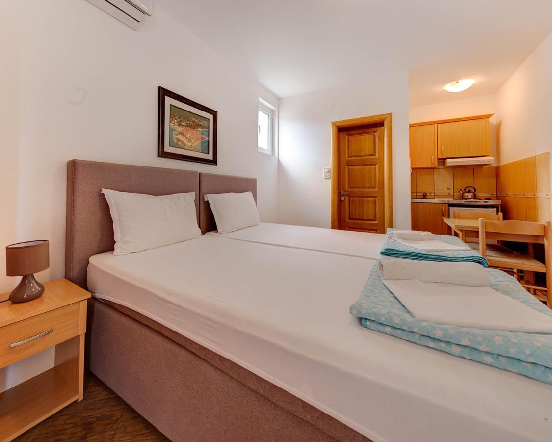Disney Apartments Budva Exterior foto