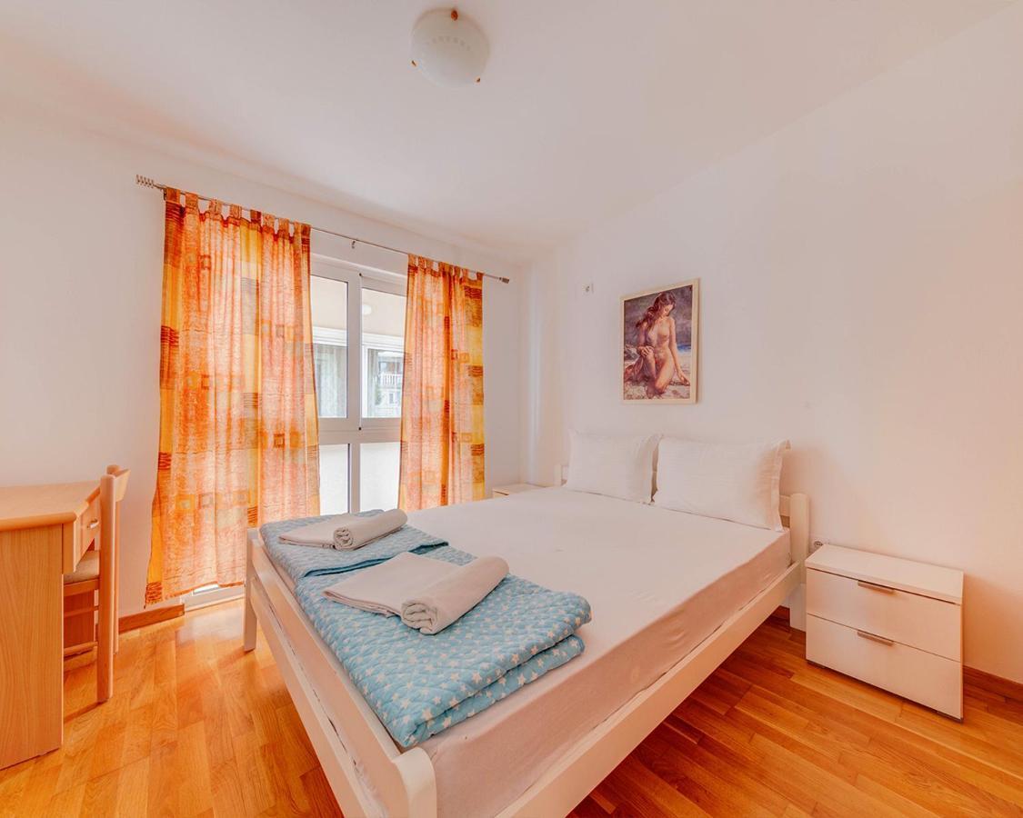 Disney Apartments Budva Exterior foto